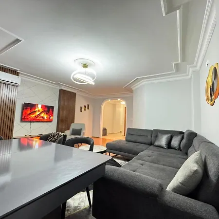 Luxurious In Sisli Area, Three And A Living * Istanboel