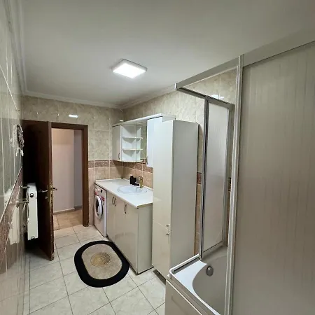 Lägenhet Luxurious In Sisli Area, Three And A Living Istanbul